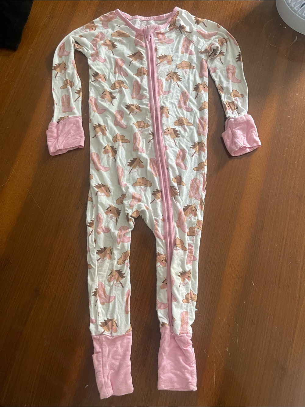 Pink horse Print stitchy fish Pajamas